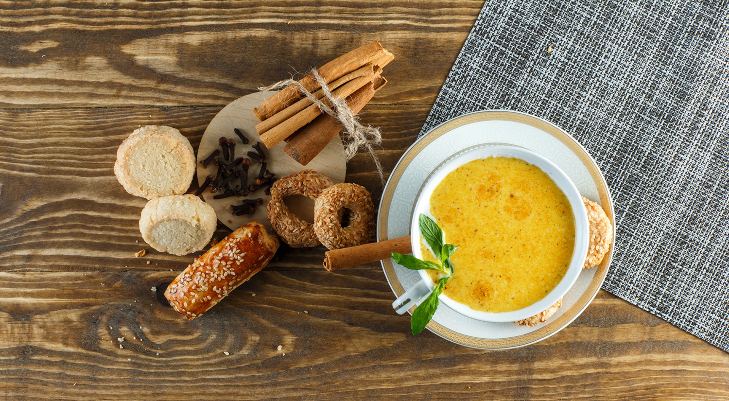 Why Dietitians Recommend Turmeric Lattes for Gut Health & Immunity?