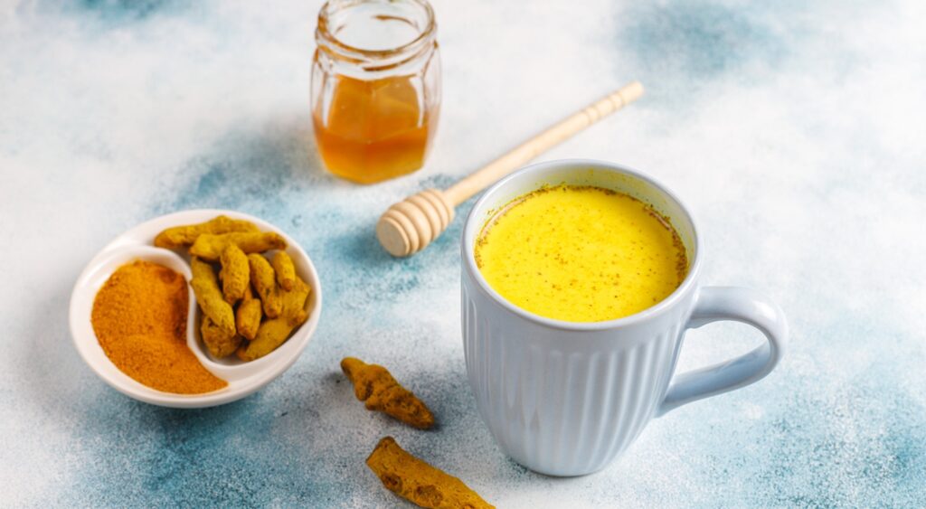Turmeric Chai Latte, RAVS Turmeric Chai Latte